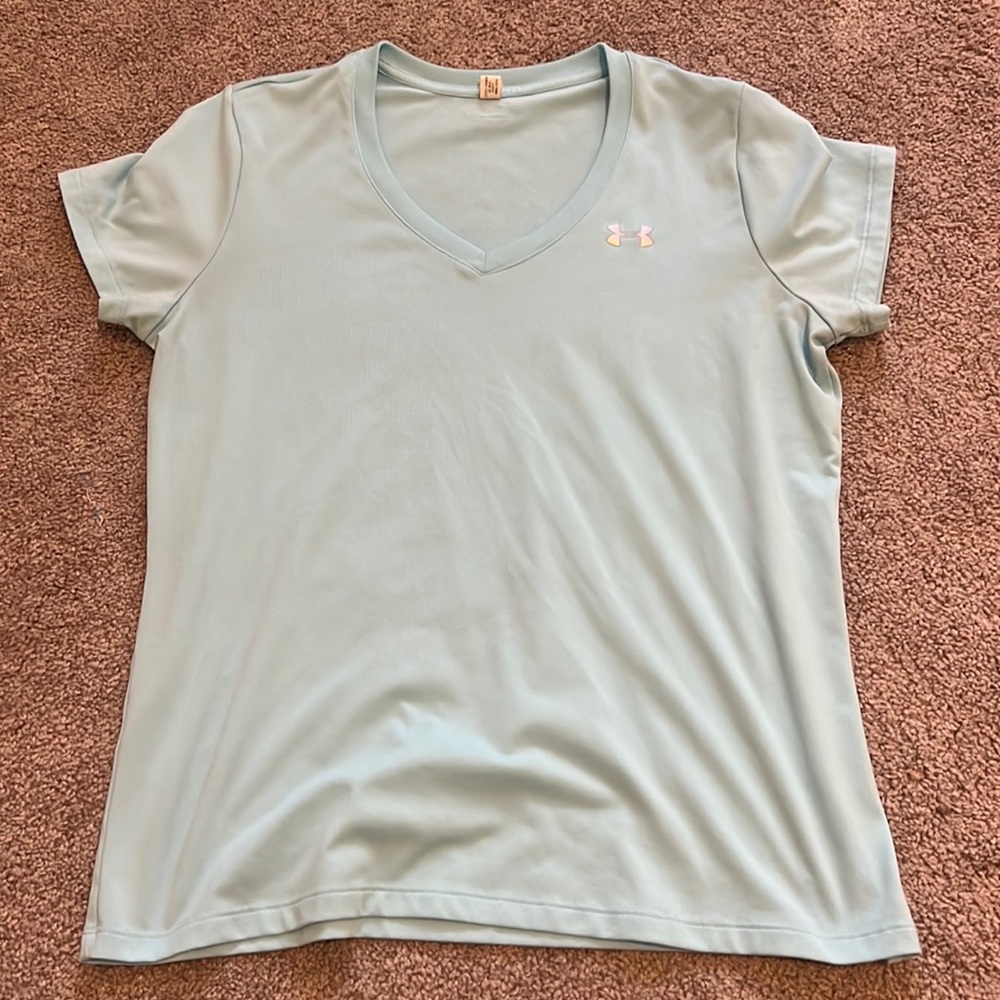 Under Armor Light Blue Loose Dri Fit Tshirt - Size Large